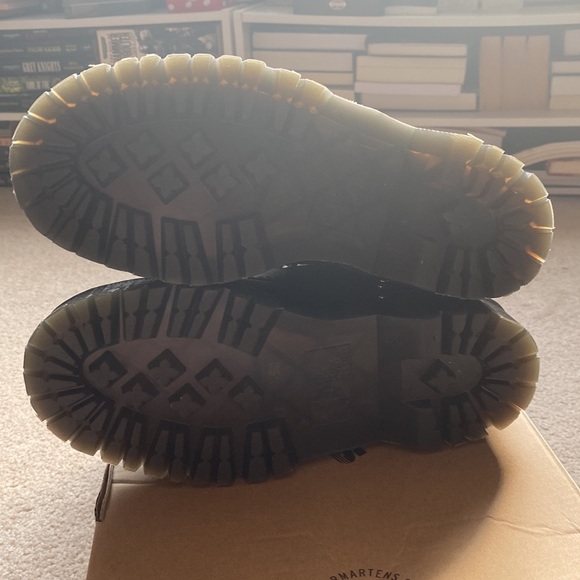 Dr. Martens Gomez Floral Embroidered Combat Boot Platform RARE - Picture 9 of 9